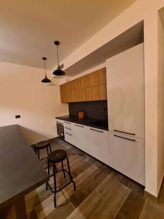 Yellow Uptown 70 - Fiera Milano 페로 외부 사진